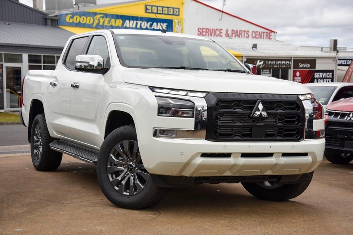 2025 Mitsubishi Triton GLS