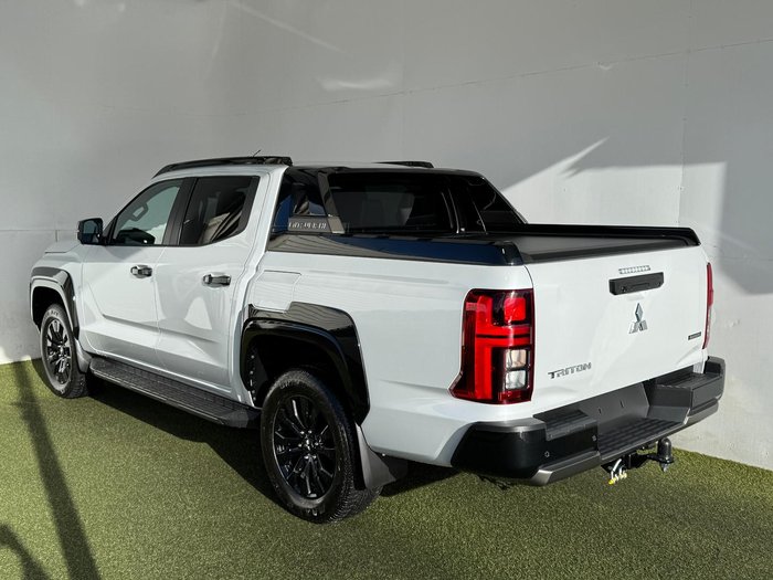 2024 Mitsubishi Triton GSR