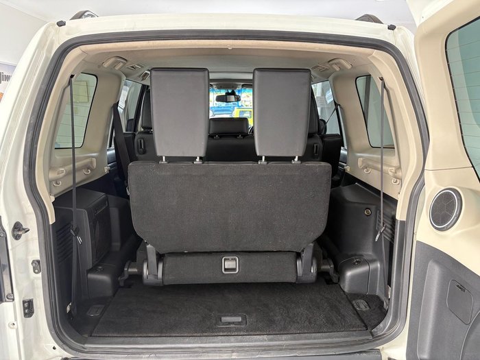 2016 Mitsubishi Pajero Exceed