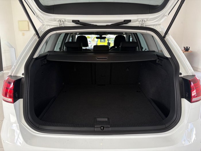 2020 Volkswagen Golf 110TSI Trendline 7.5 MY20 Pure White
