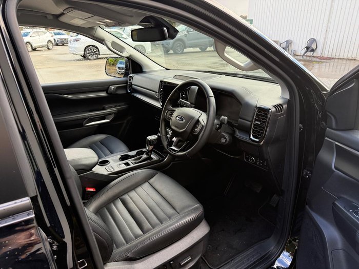 2024 Ford Everest Sport MY24.00 Shadow Black