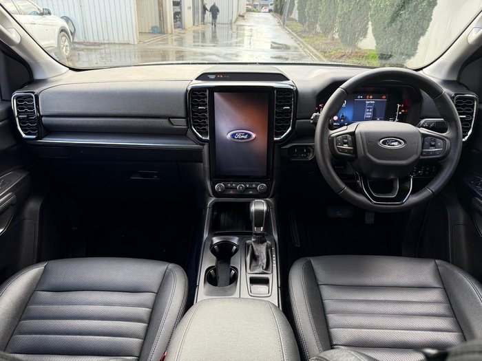 2024 Ford Everest Sport MY24.00 Shadow Black