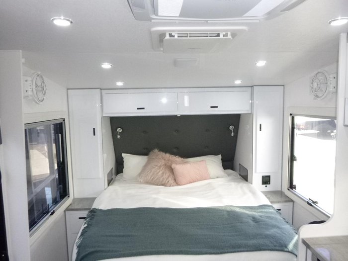 2024 JB Caravans Gator X 17'10