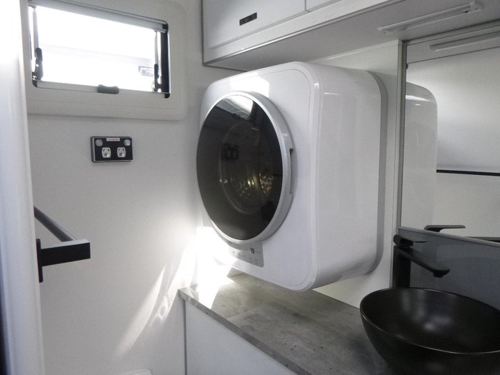 2024 JB Caravans Gator X 17'10