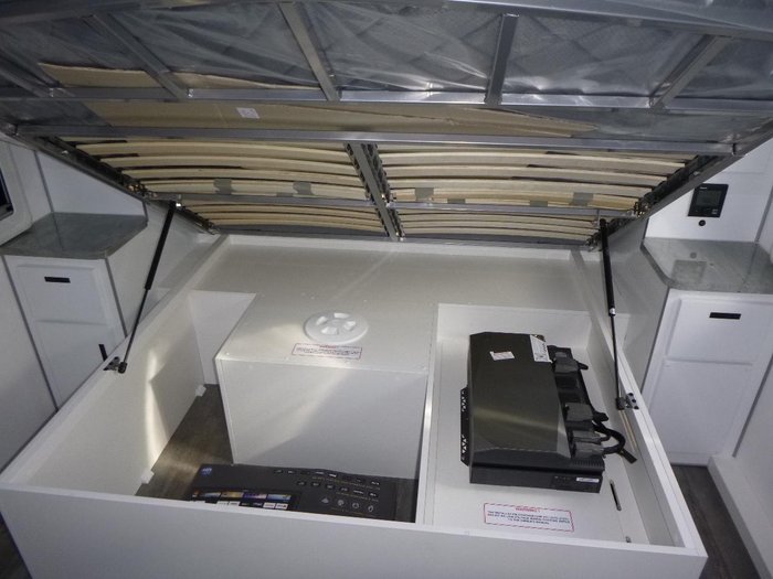 2024 JB Caravans Gator X 17'10