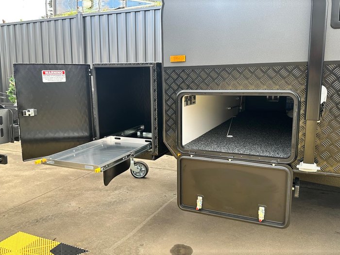2025 JB Caravans Dirt Road Extreme 19'6 Fd