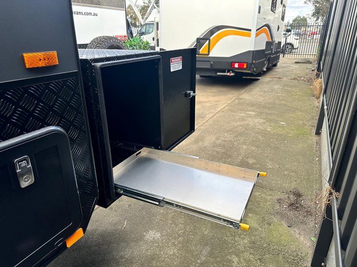 2025 JB Caravans Dirt Road Extreme 19'6 Fd