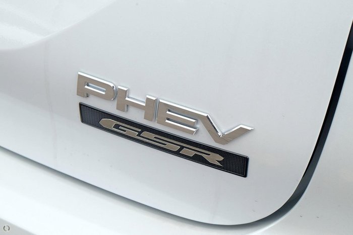 2024 Mitsubishi Outlander PHEV GSR