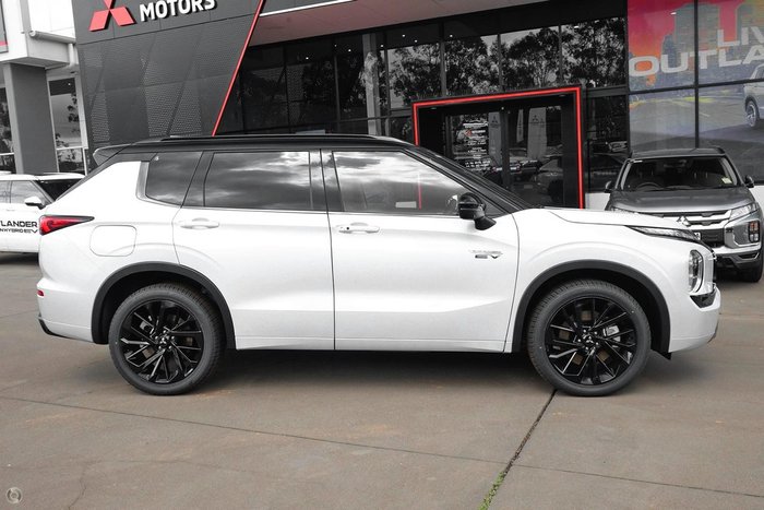 2024 Mitsubishi Outlander PHEV GSR