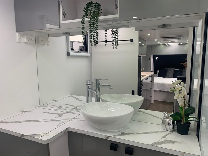 2025 Vivid Caravans VIVID NOMAD 20