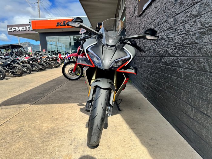 2025 CFMOTO 450 SR S Black