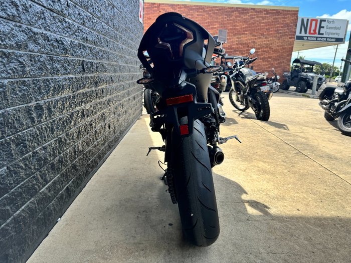 2025 CFMOTO 450 SR S Black