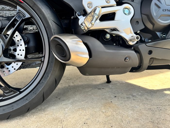 2025 CFMOTO 450 SR S Black