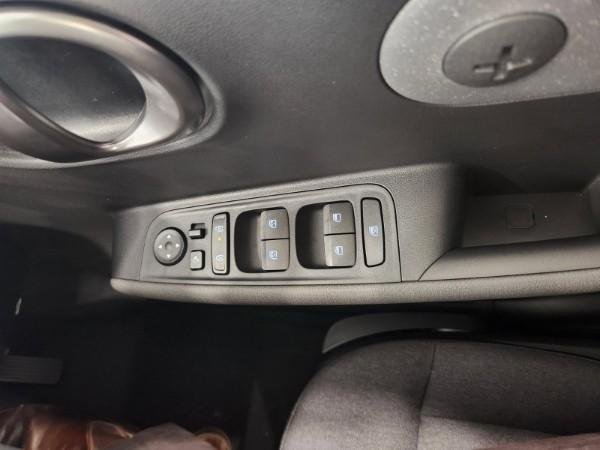 2025 Hyundai INSTER 