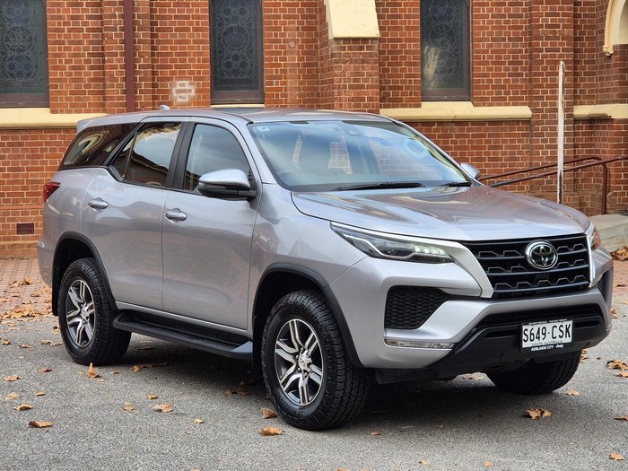 2022 Toyota Fortuner GX