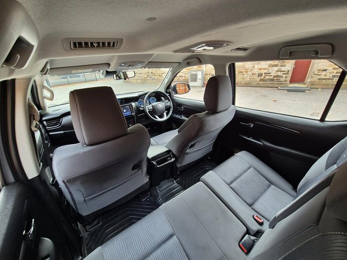 2022 Toyota Fortuner GX
