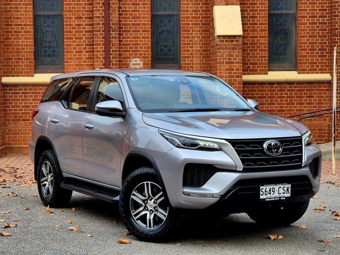 2022 Toyota Fortuner GX