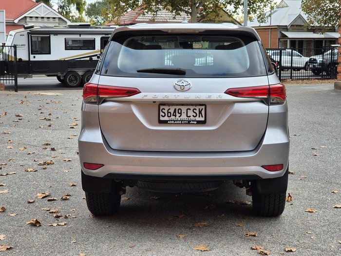 2022 Toyota Fortuner GX