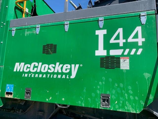 2023 McCloskey I44R Mobile Impact Crusher