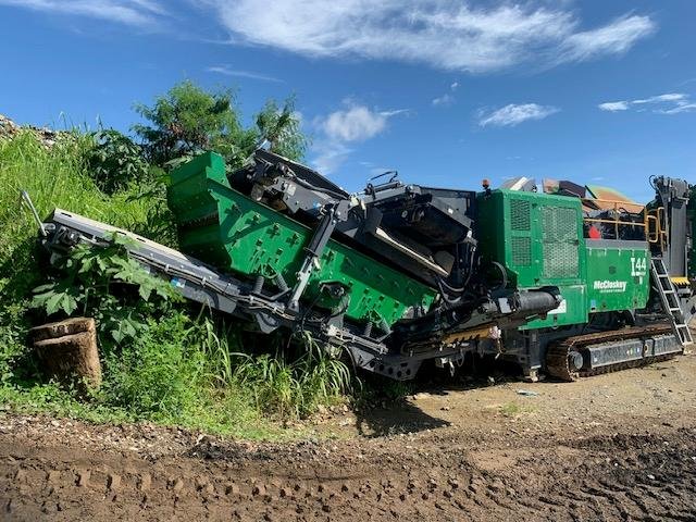 2023 McCloskey I44R Mobile Impact Crusher