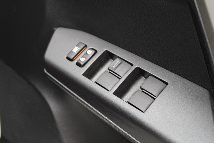 2018 Toyota RAV4 GX ZSA42R Glacier White