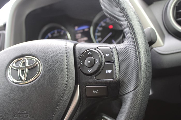 2018 Toyota RAV4 GX ZSA42R Glacier White