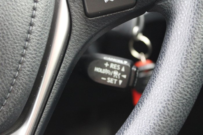 2018 Toyota RAV4 GX ZSA42R Glacier White