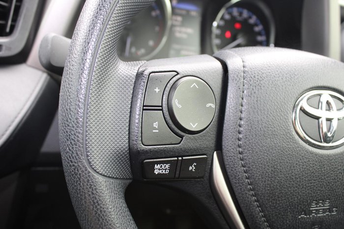 2018 Toyota RAV4 GX ZSA42R Glacier White