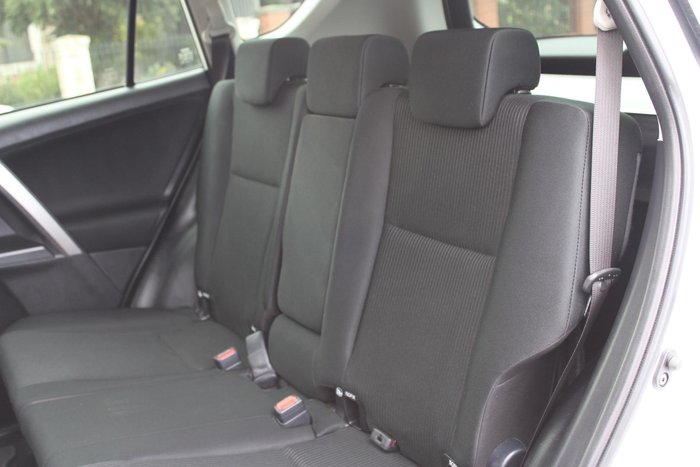 2018 Toyota RAV4 GX ZSA42R Glacier White