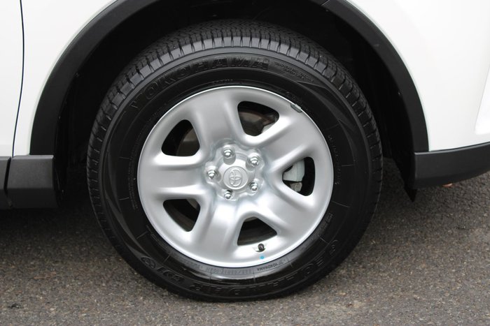 2018 Toyota RAV4 GX ZSA42R Glacier White