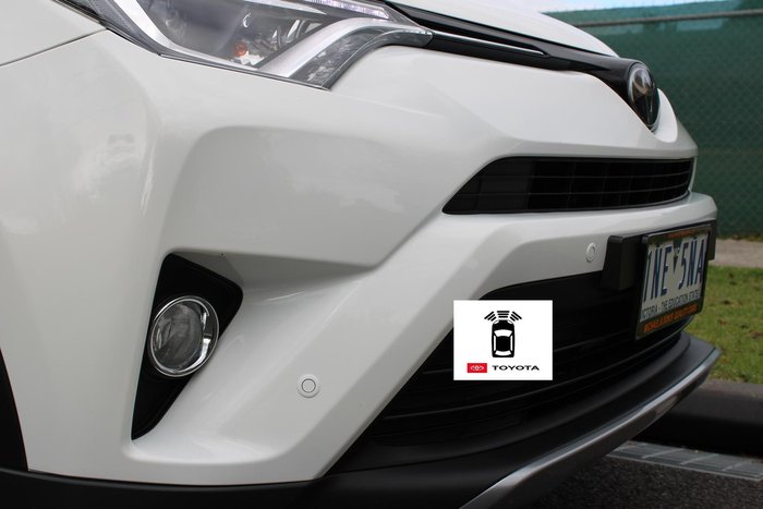 2018 Toyota RAV4 GX ZSA42R Glacier White