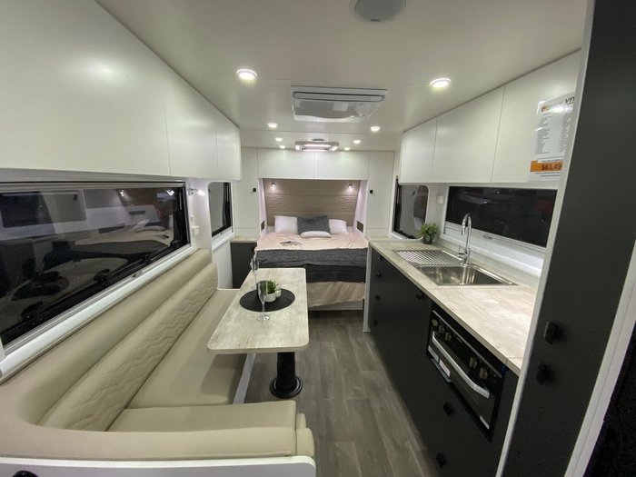 2025 Vivid Caravans EXPLORER 18