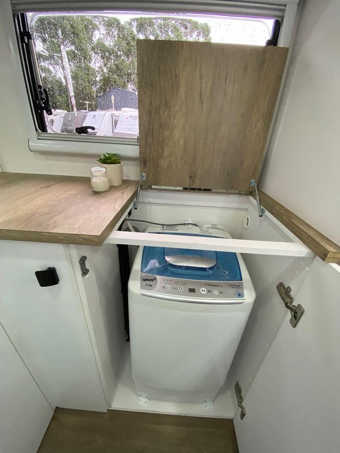 2025 Vivid Caravans NOMAD 21 LARGE ENSUITE