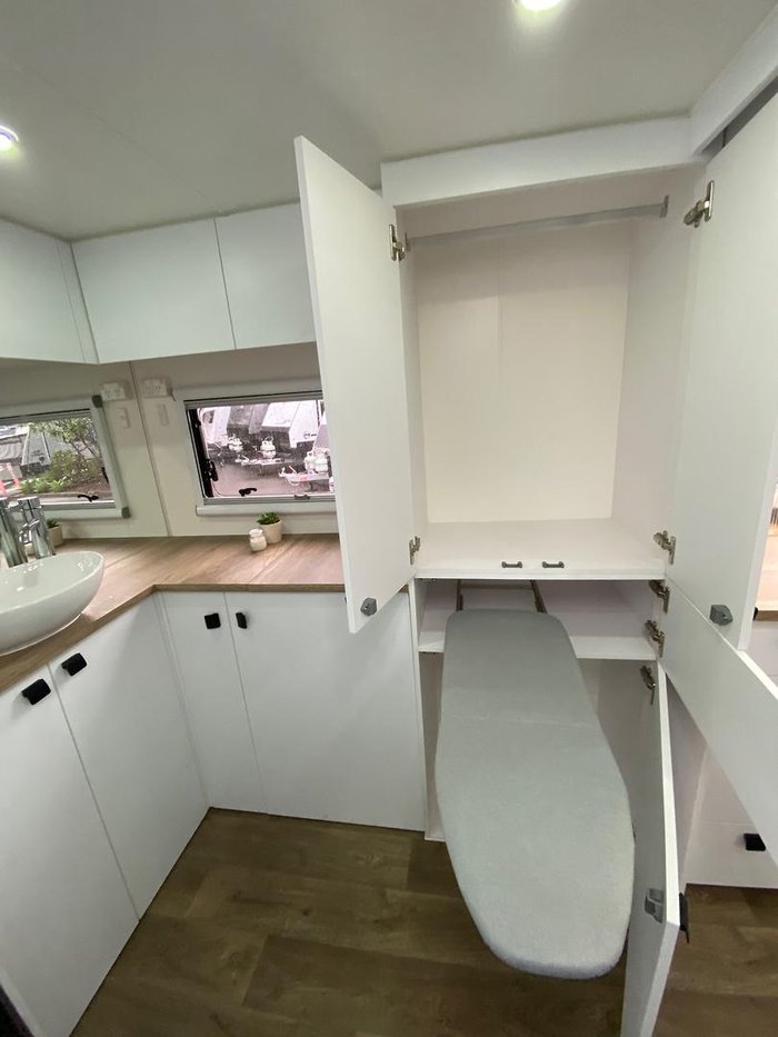 2025 Vivid Caravans NOMAD 21 LARGE ENSUITE
