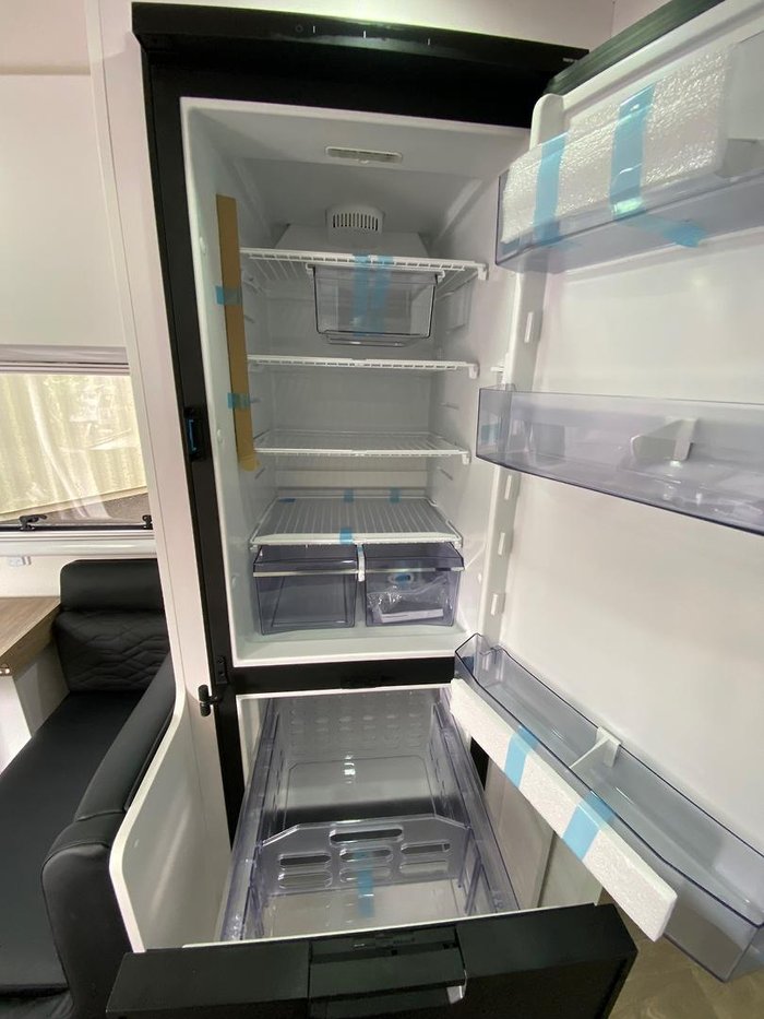 2025 Vivid Caravans NOMAD 21 LARGE ENSUITE