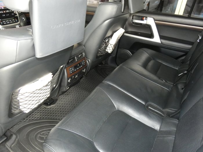 2020 Toyota Landcruiser