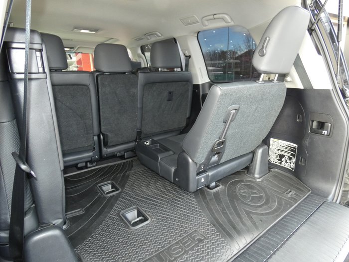 2020 Toyota Landcruiser