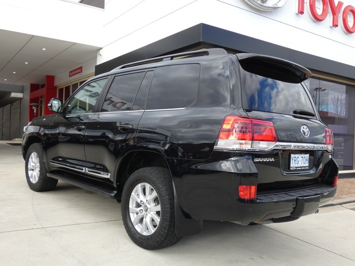 2020 Toyota Landcruiser