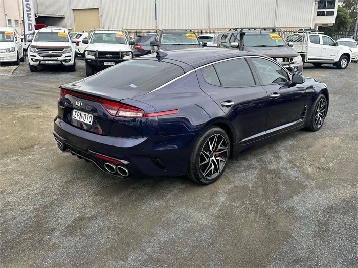 2021 KIA STINGER 330S