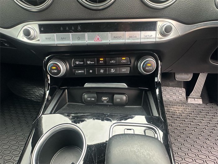 2021 KIA STINGER 330S