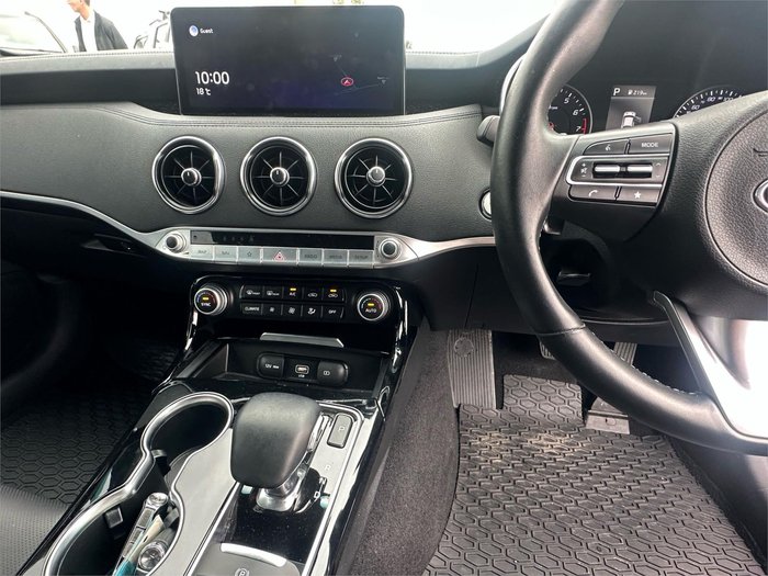 2021 KIA STINGER 330S