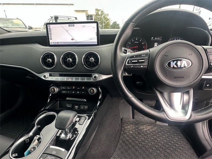 2021 KIA STINGER 330S