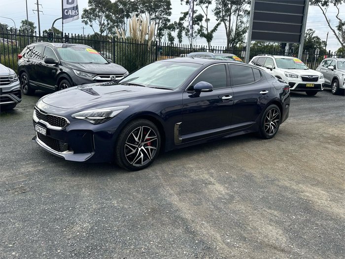2021 KIA STINGER 330S