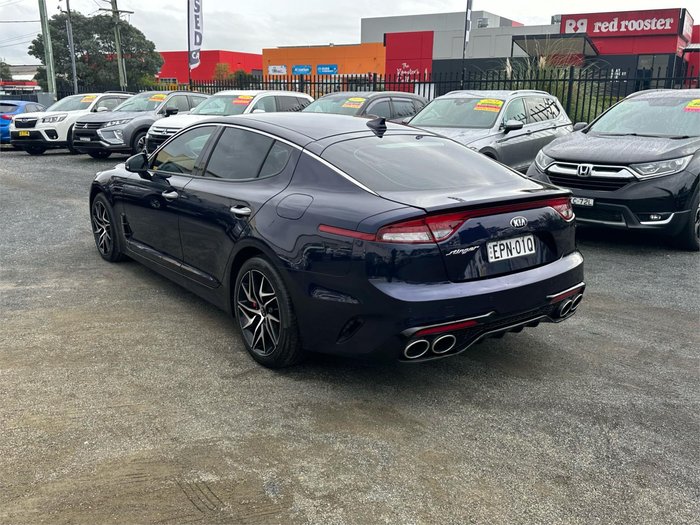 2021 KIA STINGER 330S