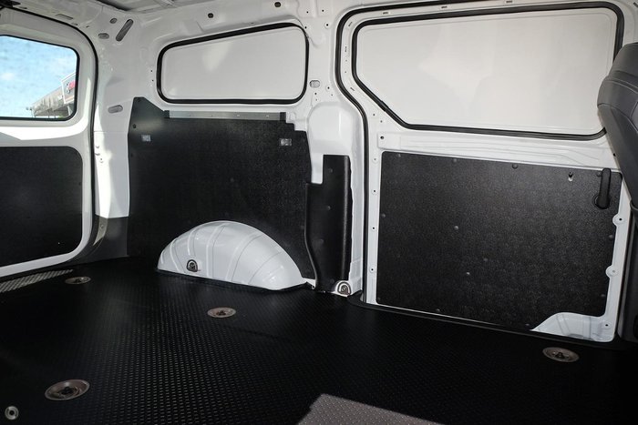 2024 LDV G10 +
