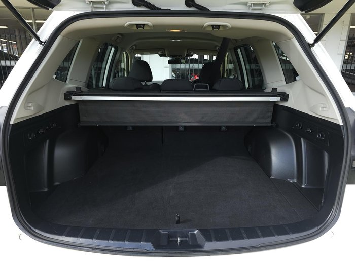 2023 Subaru Forester 2.5i S5 MY23 AWD Crystal White