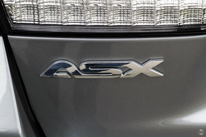 2025 Mitsubishi ASX GSR XD MY24 Titanium