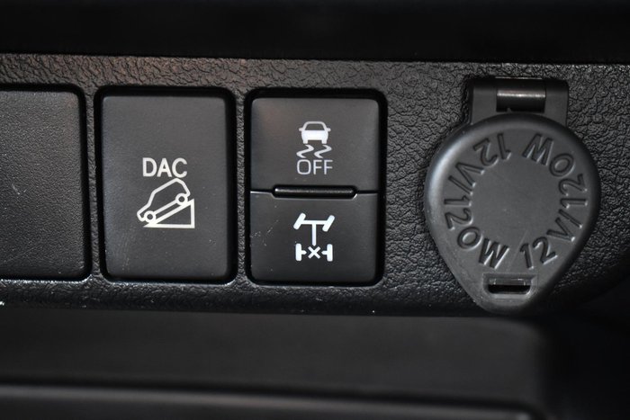 2021 Toyota Hilux SR GUN126R 4X4 Dual Range Glacier White