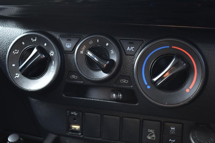 2021 Toyota Hilux SR GUN126R 4X4 Dual Range Glacier White