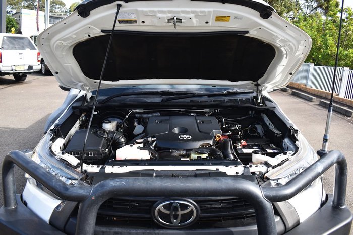 2021 Toyota Hilux SR GUN126R 4X4 Dual Range Glacier White